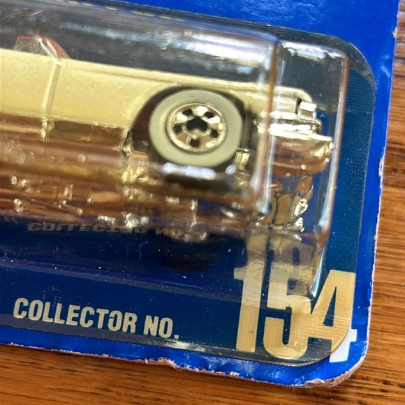 Mattel Hot Wheels ‘59 Cadillac convertible.  Package dates 1991.  Die Cast Metal - Picture 3 of 5